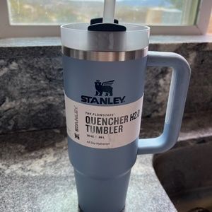 Stanley Quencher Flowstate Tumbler